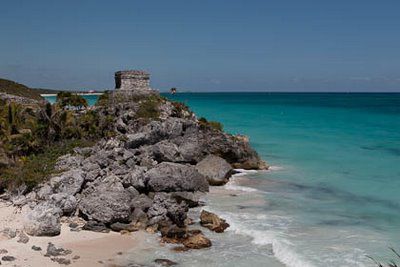 Tulum ligt aan zee