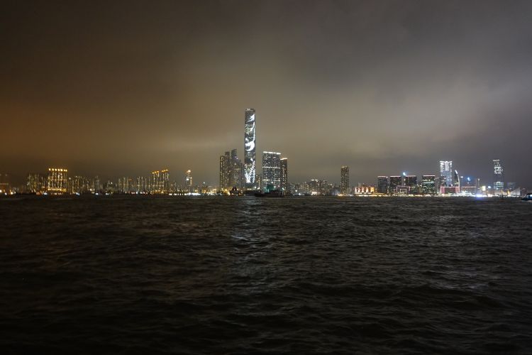 Skyline Hong Kong by night