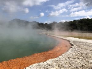 Wai-O-Tapu Champagne pool