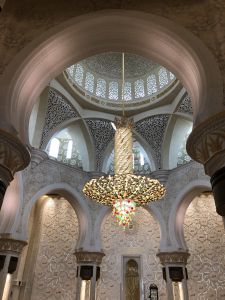 Grote kroonluchter in Grand Mosque